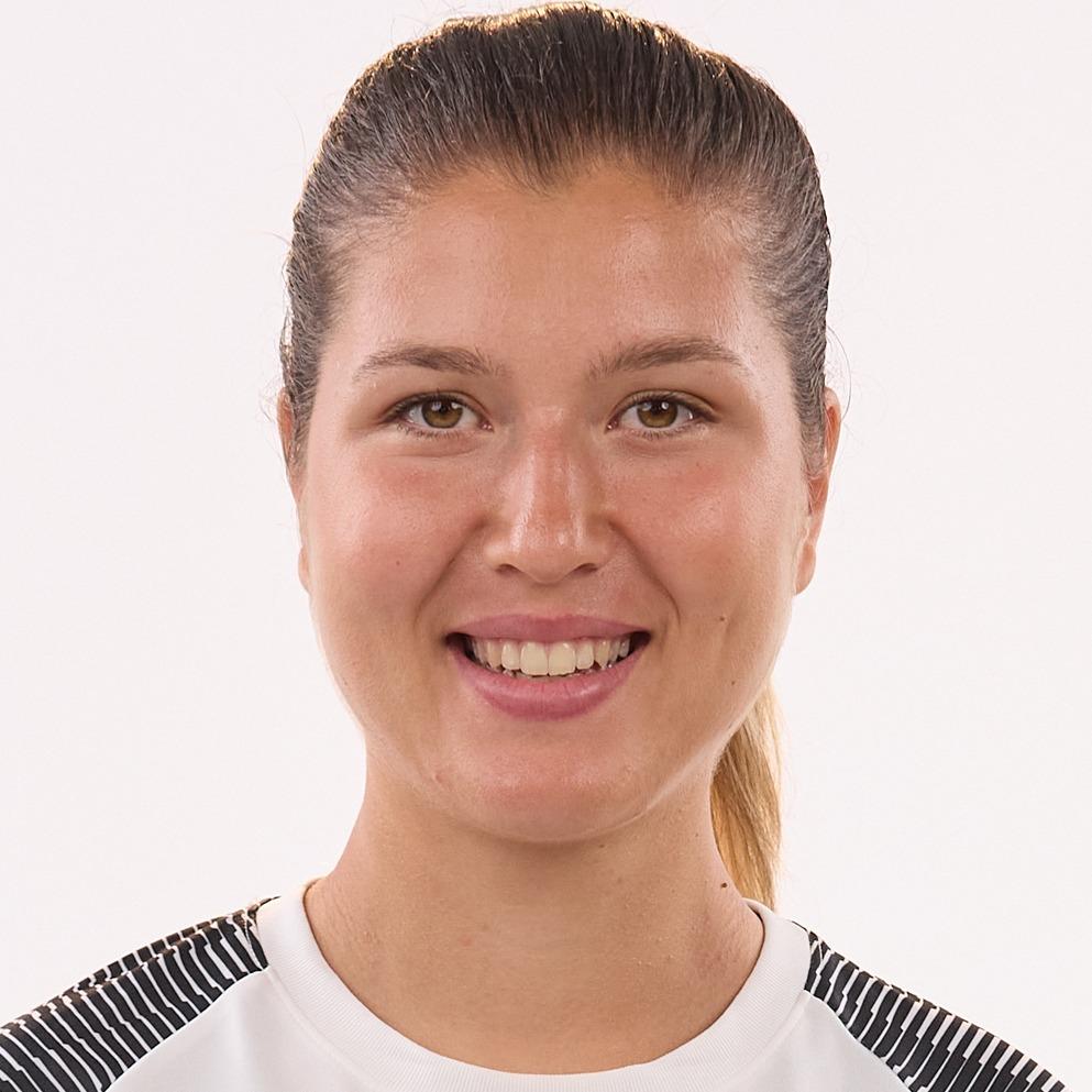 Loreta Kullashi