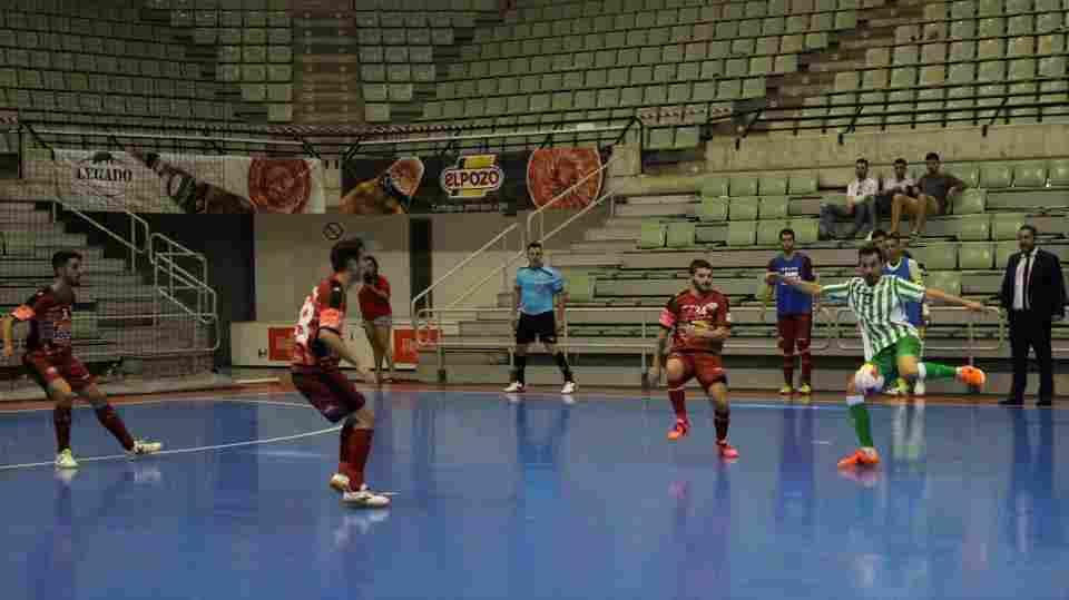 Borja Blanco: "En la segunda parte se ha visto que tenemos equipo y cimientos como para estar arriba"