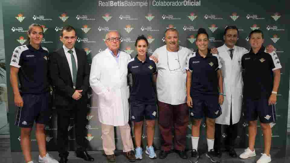 Viamed Santa Ángela de la Cruz se convierte en el hospital de referencia para el equipo femenino del Real Betis Balompié