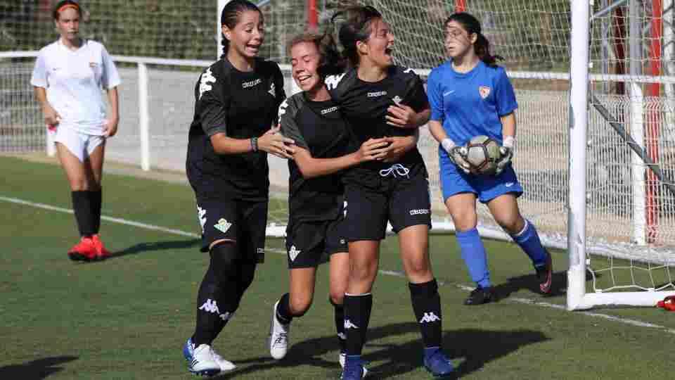 El equipo infantil golea en el primer derbi de la temporada
