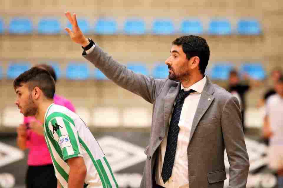 RUEDA DE PRENSA | Daniel Ibañes: "Hoy nos vamos muy contentos por la victoria, solo por eso"