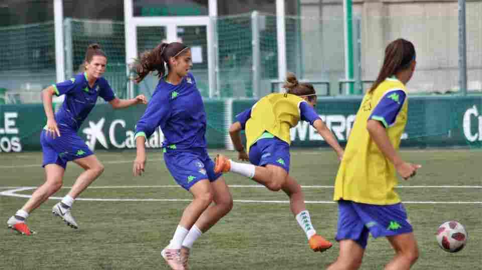 El Real Betis Féminas vuelve al trabajo tras el duelo contra el Levante