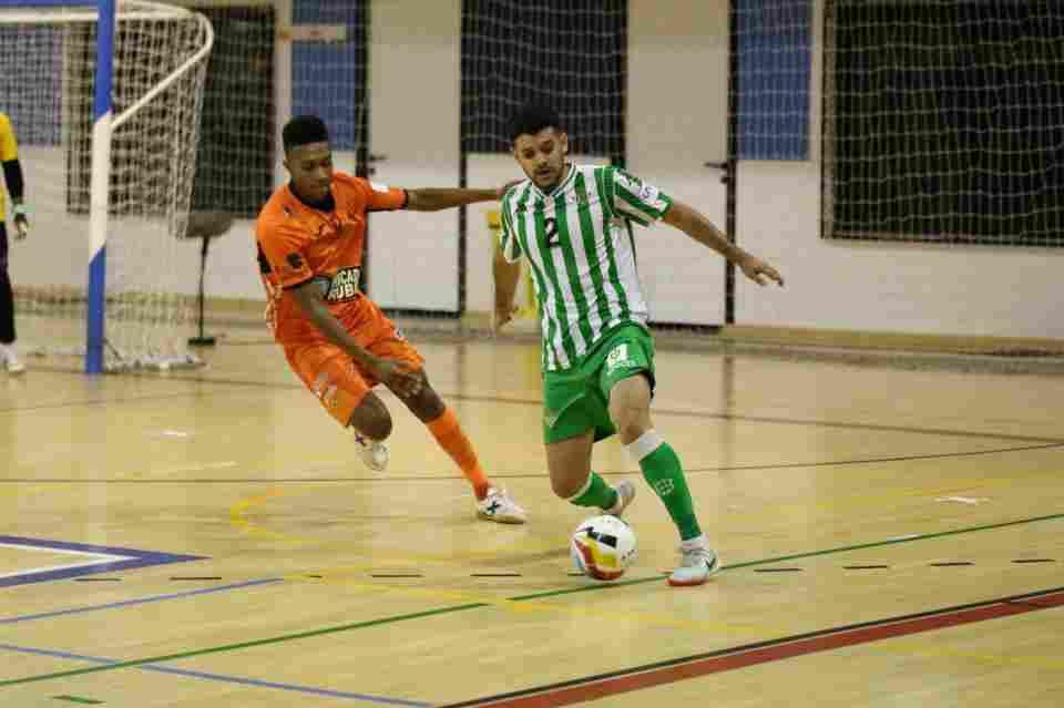 CRÓNICA | El primer revés en medio de la locura (3-5)
