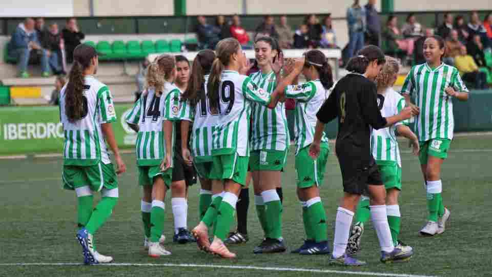 Pleno de victorias y goleadas de los equipos de cantera del Real Betis Féminas