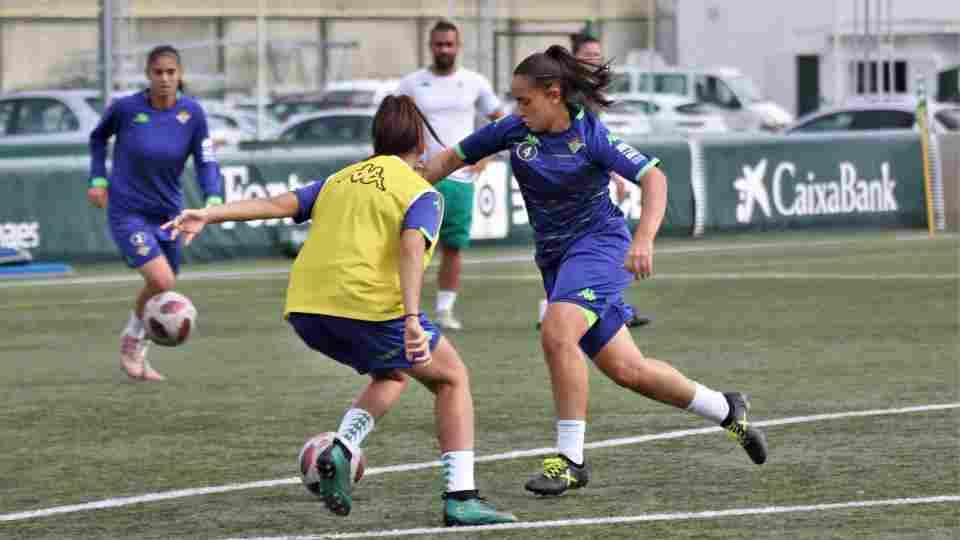 El Real Betis Féminas vuelve al trabajo y ya prepara el duelo ante el FC Barcelona