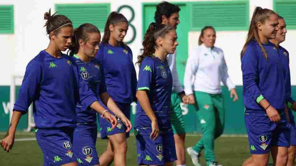 Vuelta a los entrenamientos con Sporting Huelva y Athletic en el horizonte  