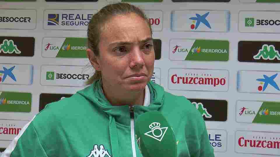 María Pry: "Ambos equipos llegamos muy bien"
