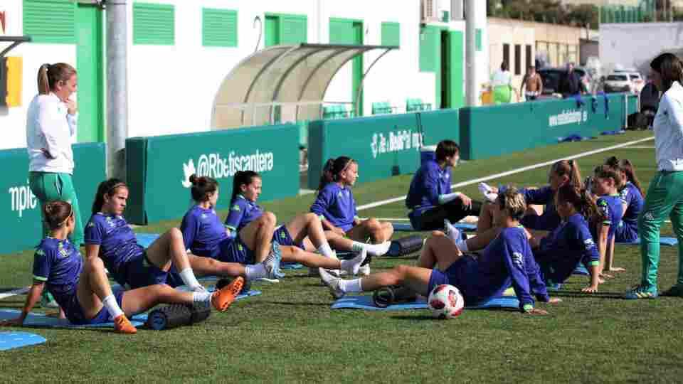 Vuelta al trabajo con el regreso de Yiyi a los entrenamientos