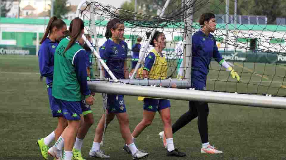 Vuelta al trabajo para preparar los duelos ante Logroño y Real Sociedad