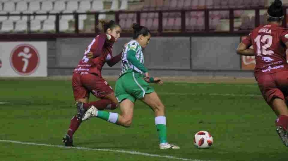 Bea Parra: "Nos vamos con cero puntos a pesar de la sensación de dominio en la segunda parte"