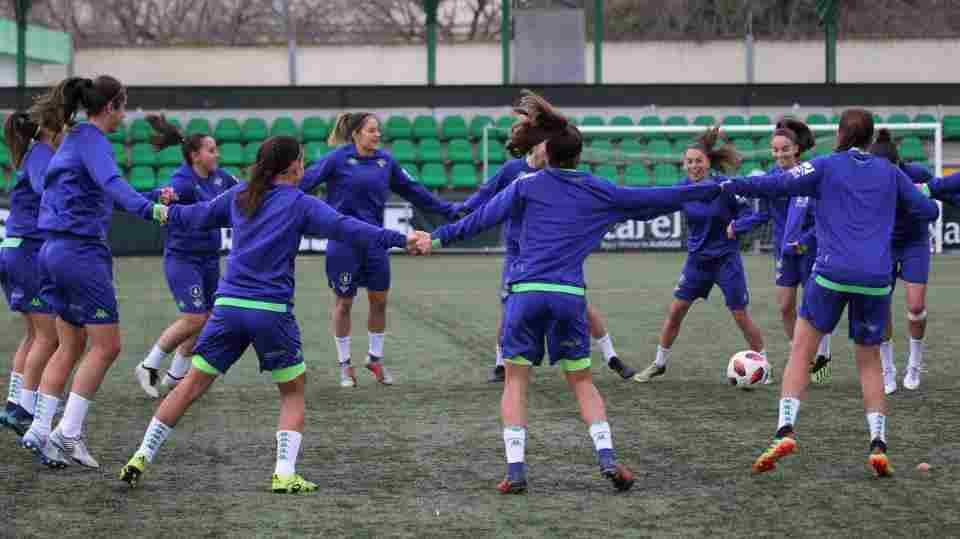 El Real Betis Féminas ya trabaja pensando en el derbi