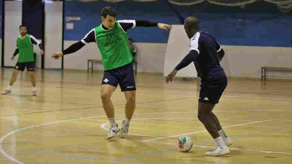 El Real Betis Futsal vuelve al trabajo tras el parón navideño