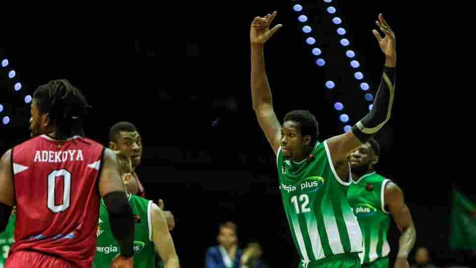 CRÓNICA | Un triunfo trabajado, un récord para la historia (88-83)