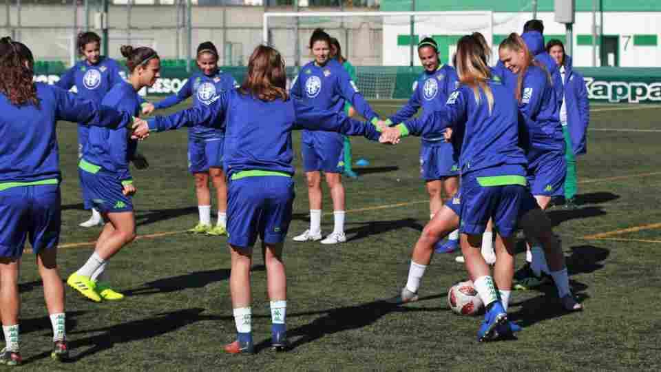 Primera sesión de trabajo para preparar el duelo frente al Levante