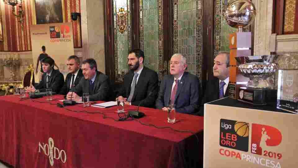 La final de la Copa Princesa es presentada oficialmente en el Ayuntamiento de Sevilla