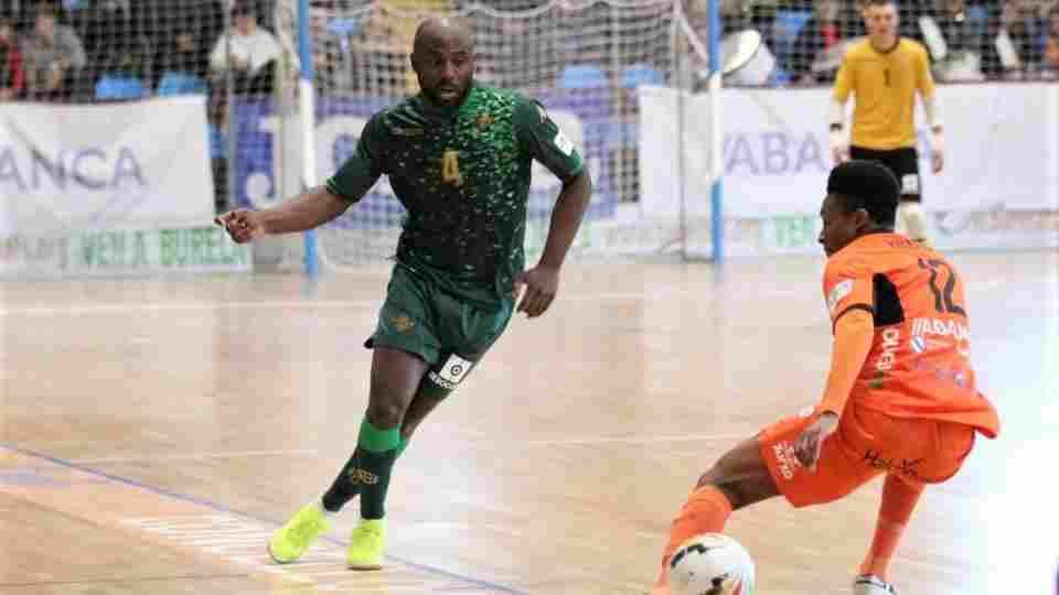 CRÓNICA | Errores que se pagan caros (5-4)