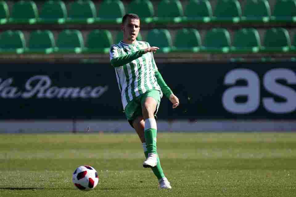 El partido Betis Deportivo-San Roque de Lepe, el miércoles a las 17:00h en la Ciudad Deportiva Luis del Sol