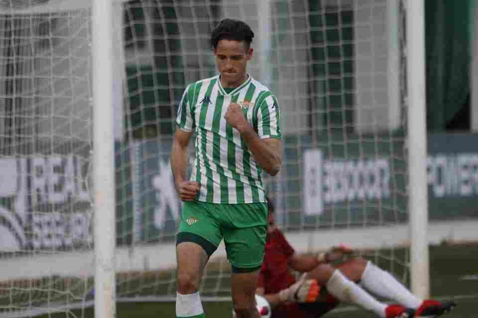 Crónica | El Betis Deportivo vence con claridad al San Roque de Lepe (4-0)