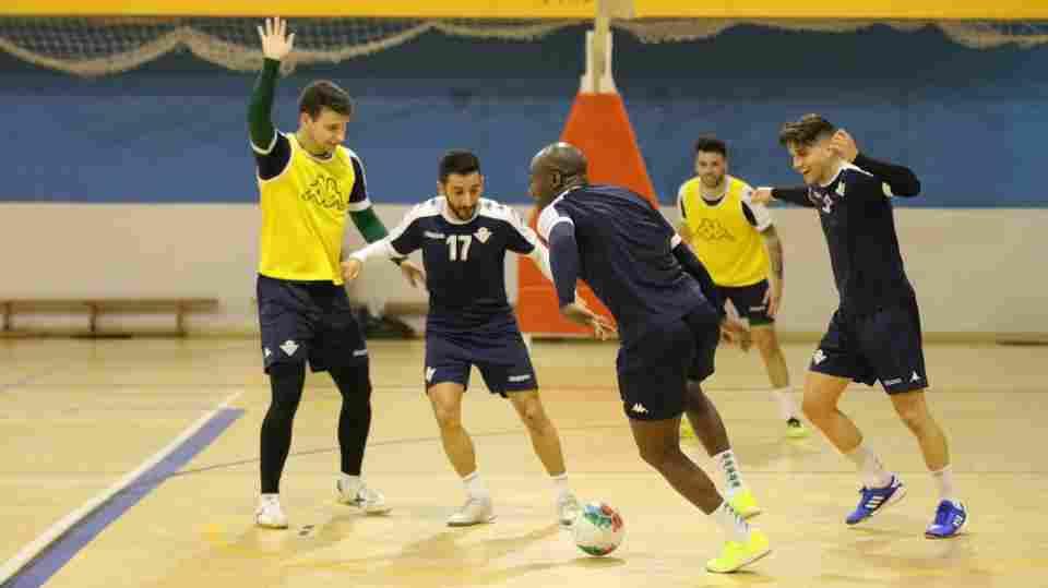 El Real Betis Futsal vuelve al trabajo con la ausencia de Borja Blanco
