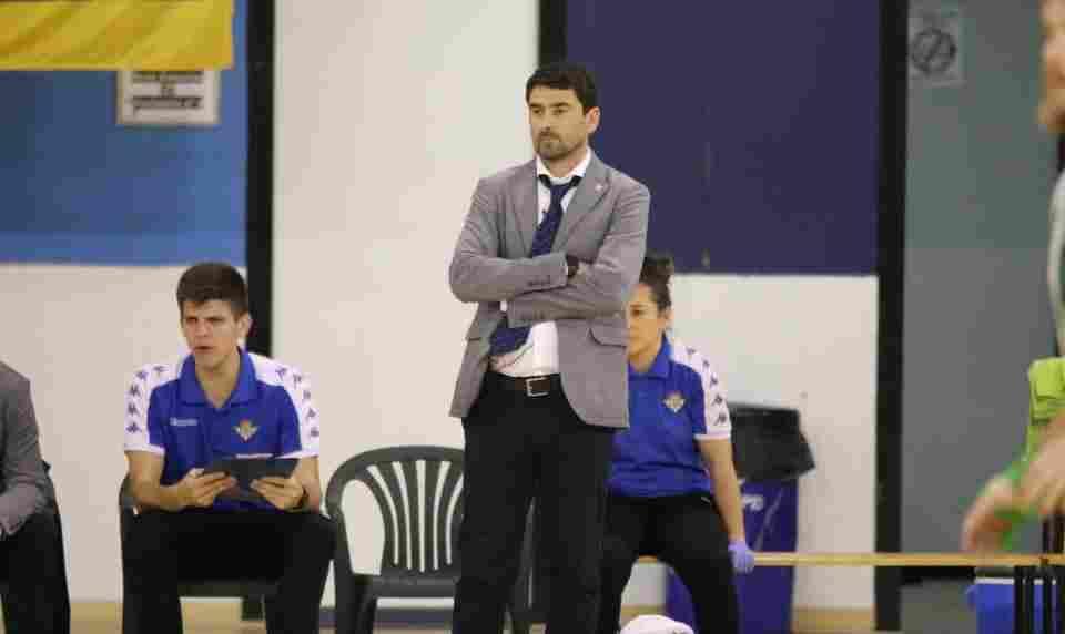 Daniel Ibañes: "Intentaremos rematar la temporada con el ascenso"