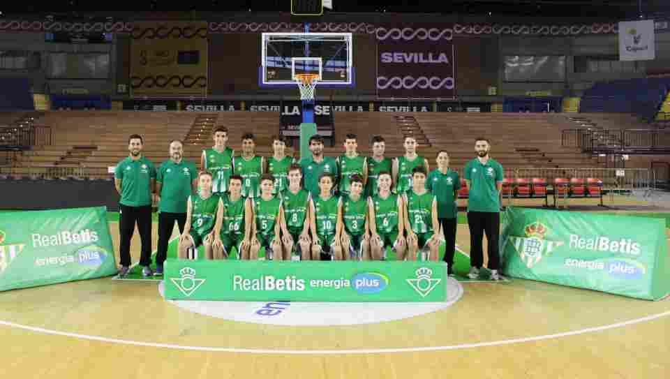 Estreno victorioso del infantil en el Campeonato de Andalucía que se celebra en Cabra