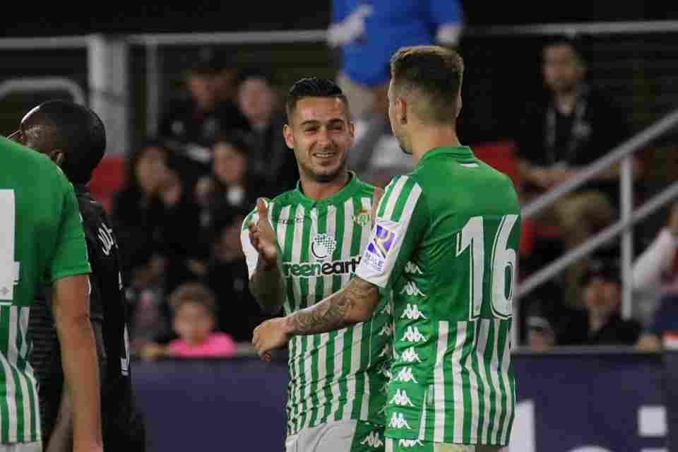 El Real Betis doblega al DC United (2-5)