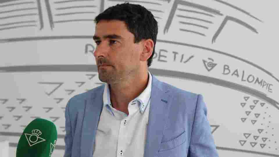 Daniel Ibañes: "Yera es un joven que llega con mucha ilusión para ayudar al equipo"