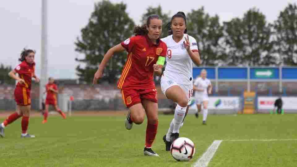 Rosa Márquez, titular y capitana en el pase a semifinales de España en el Europeo Sub 19 (1-0)