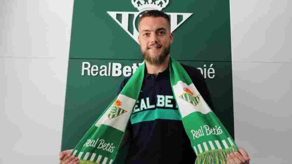 Víctor Arévalo continuará en el Real Betis Futsal hasta 2020
