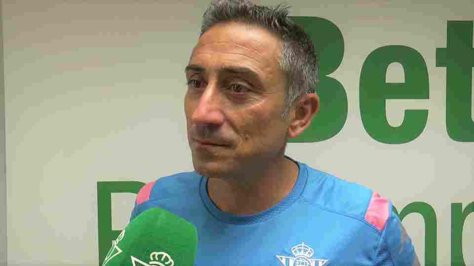 Antonio Contreras: "Hay que ganar por la afición, por el Club y por las jugadoras"