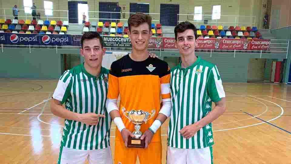 El conjunto juvenil del Real Betis Futsal campeón del II Memorial Paco Alarcón de Ceuta