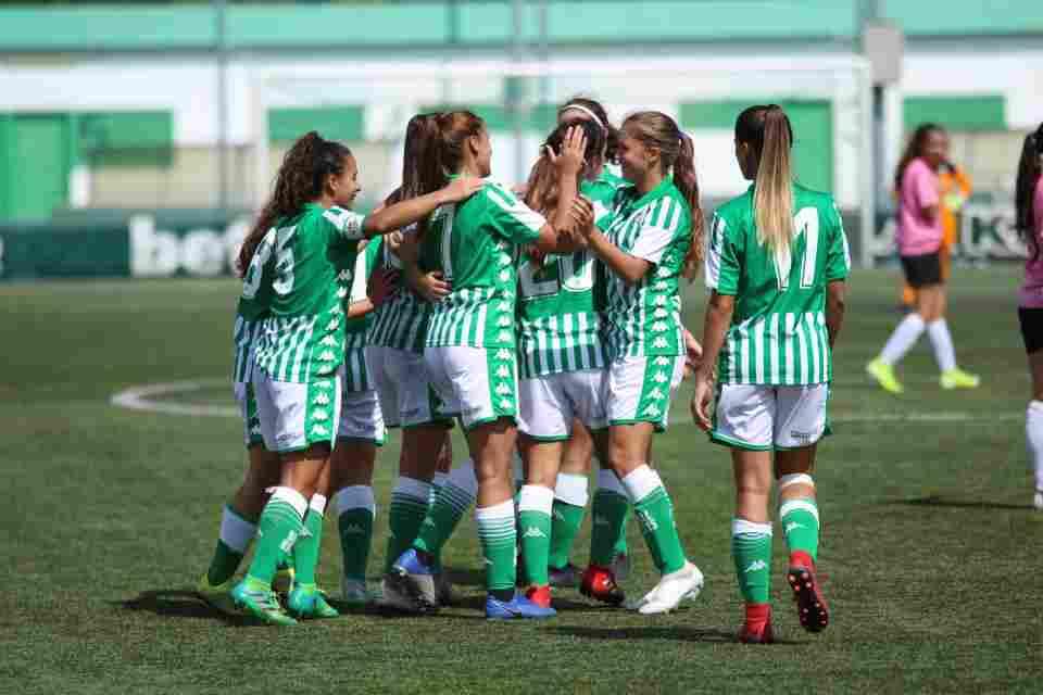 El filial suma su cuarta victoria consecutiva en otro fin de semana de cantera impecable