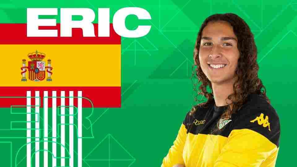 Eric Ruiz, convocado por la selección española para disputar el Mundial Sub-17