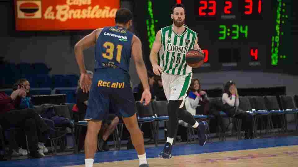 Almazán: "Se ha visto un equipo aguerrido sobre la pista"