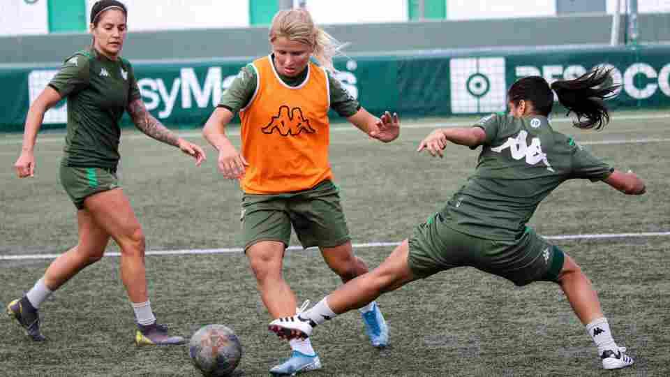 Plan de trabajo del Real Betis Féminas para preparar la visita al CD Tacón