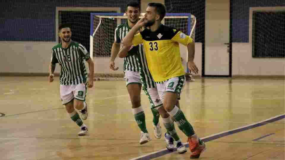 CRÓNICA | Víctor Arévalo devuelve al Betis Futsal al liderato (3-2)