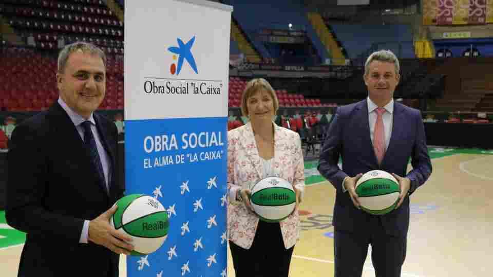 CaixaBank y el Coosur Real Betis presentan la Grada Solidaria Obra Social "la Caixa"