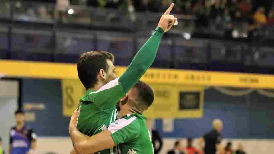 CRÓNICA | Solidez y efectividad para seguir en lo más alto (6-3)