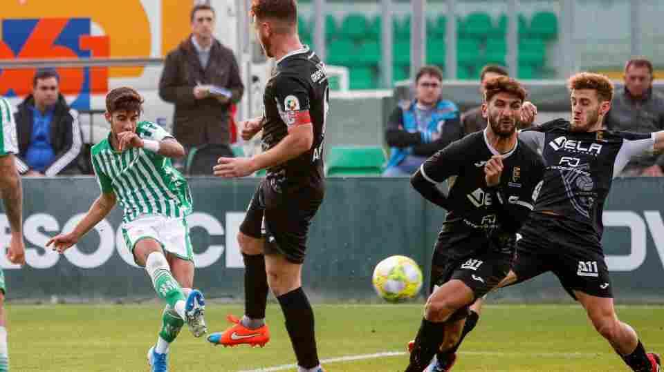 CRÓNICA | El Betis Deportivo cae derrotado contra el CA Antoniano (1-2)