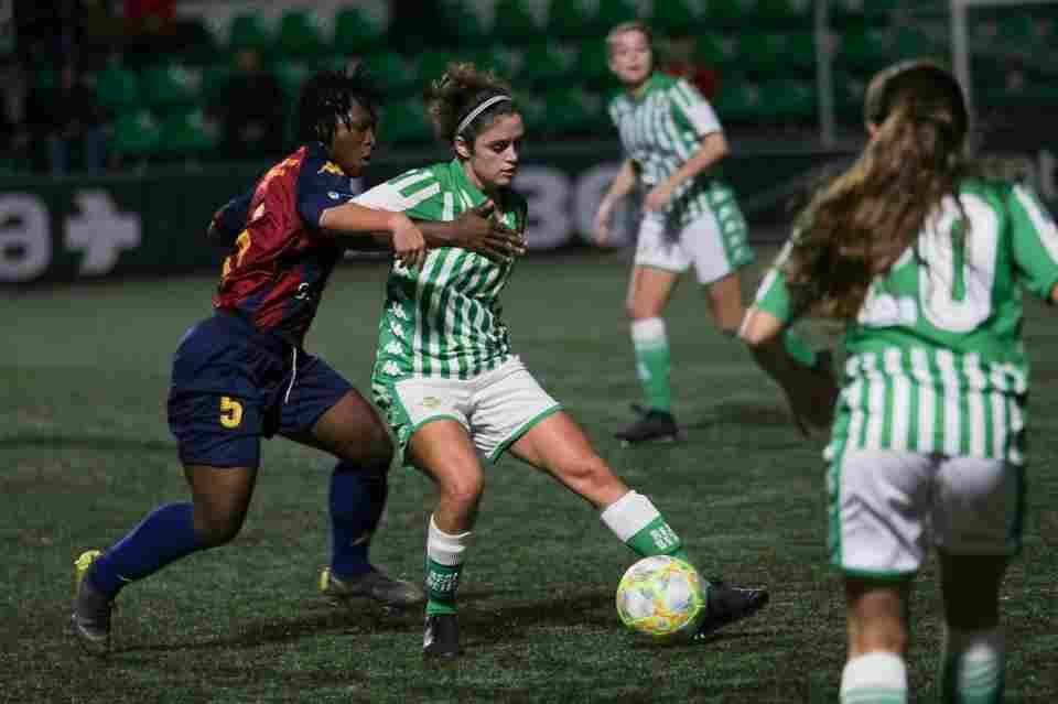 El filial dejó escapar la victoria, pero se mantiene firme en el liderato