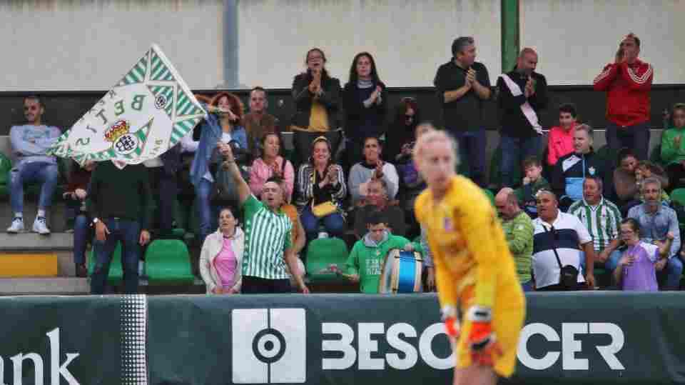 Entradas desde tres a cinco euros para el partido ante el Sporting de Huelva