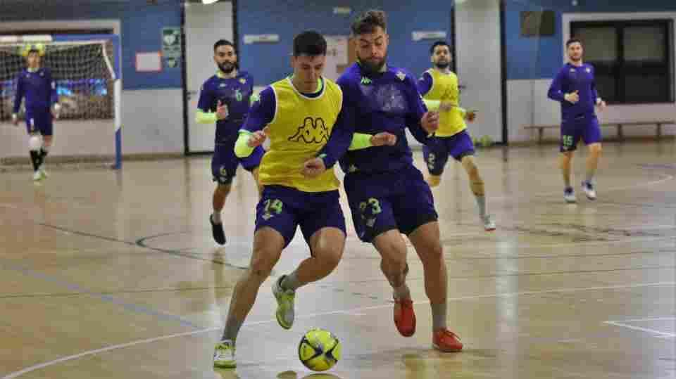 El Real Betis Futsal vuelve al trabajo con la mente en Santiago
