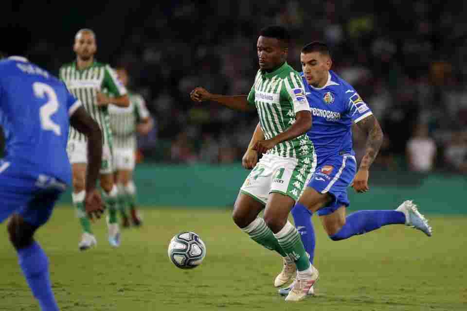 El Real Betis renueva a Kaptoum hasta 2022 y lo cede a la UD Almería hasta junio de 2020
