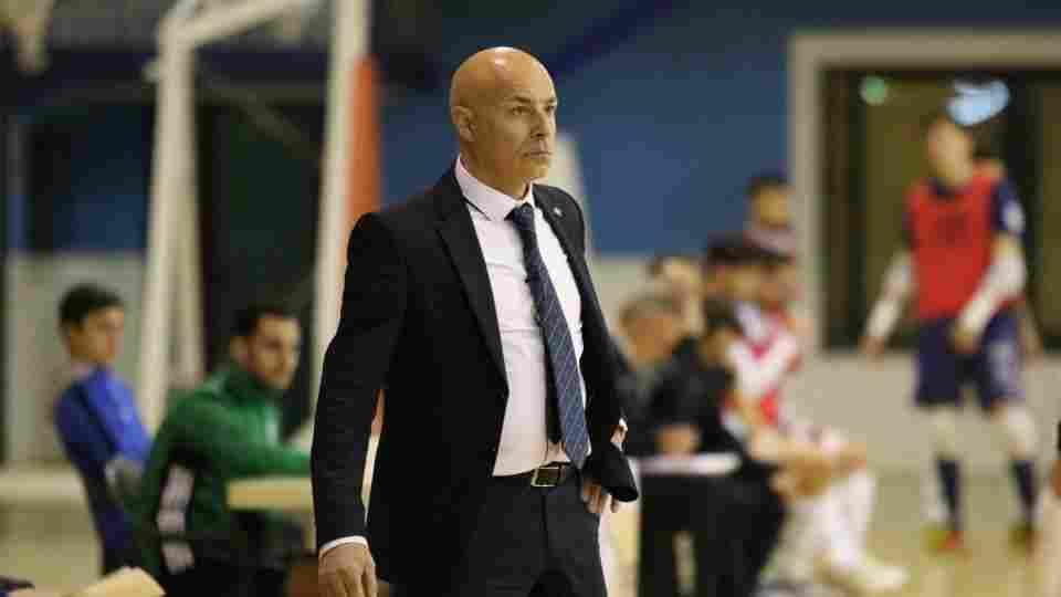 Juanito: "Hay que felicitar al equipo por lo que está haciendo en esta competición"