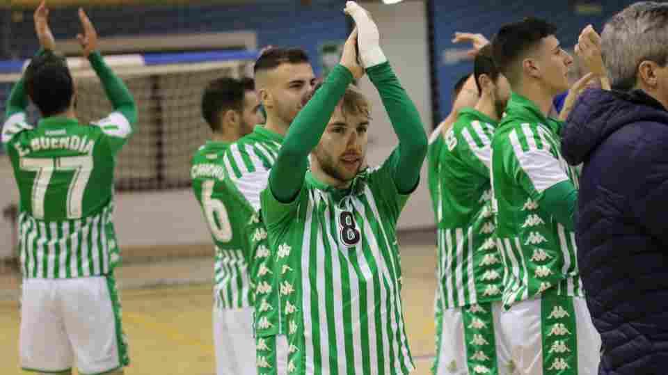 Álvaro: "Esta victoria habla del espíritu de sacrificio del equipo"