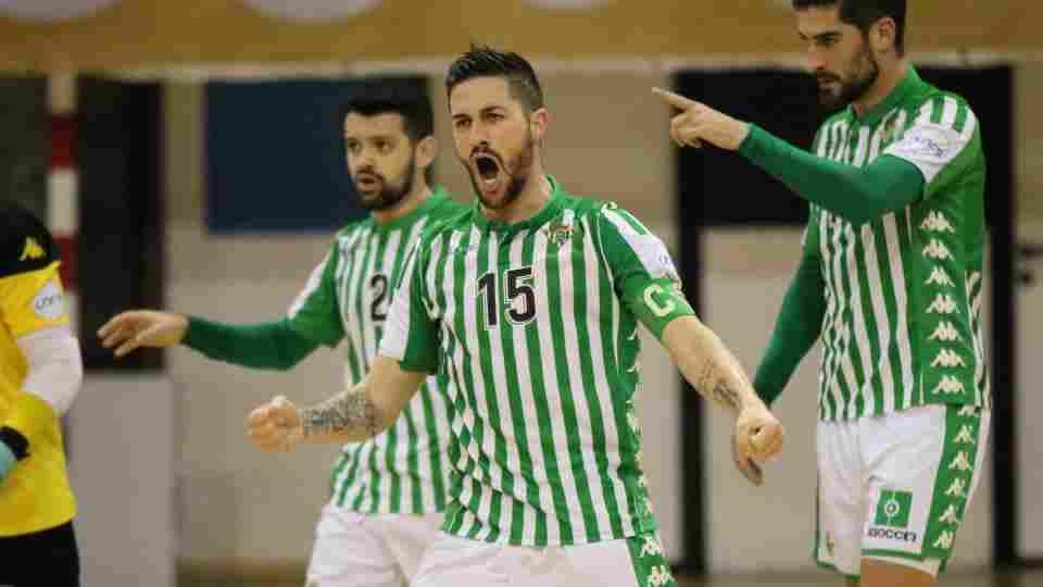 Rubén Cornejo: "Hemos hecho un partido completo, estamos muy contentos con la victoria"