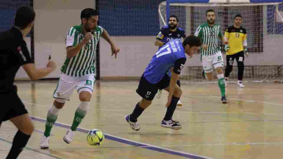 PREVIA | Afianzar la primera plaza 