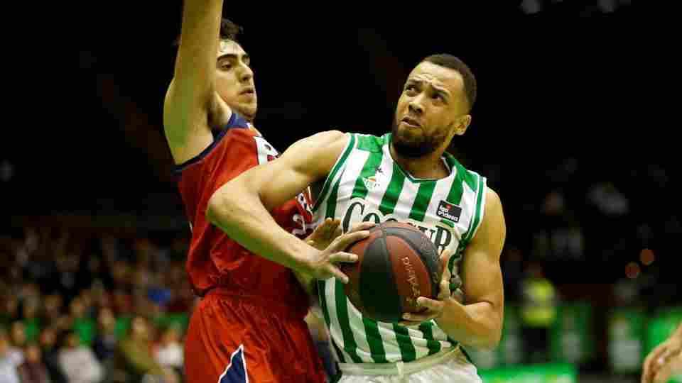 Demitrius Conger deja de ser jugador del Coosur Real Betis