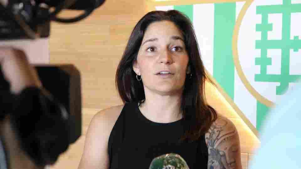 Ana Romero 'Willy': "Eva es una jugadora todoterreno que aportará mucho al equipo"
