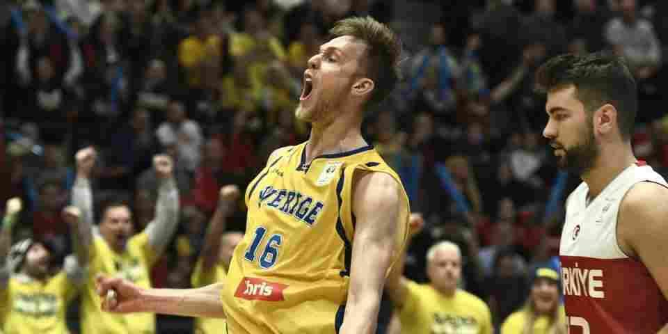Nick Spires: "Tengo ganas de empezar y representar al Club de la mejor manera posible"